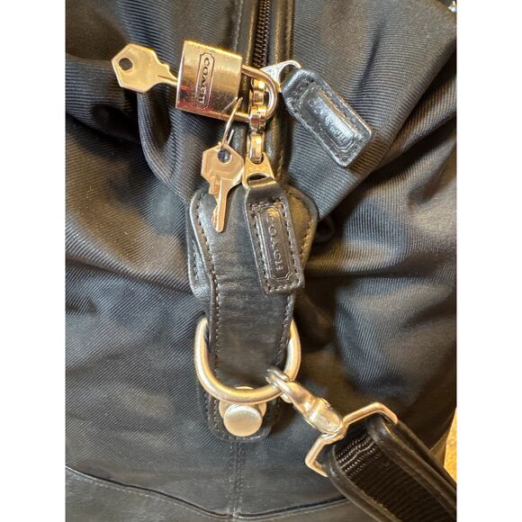 COACH Holdall Duffle Bag Black Canvas & Leather Large Zip Lock & Keys #5497 - Picture 7 of 16
